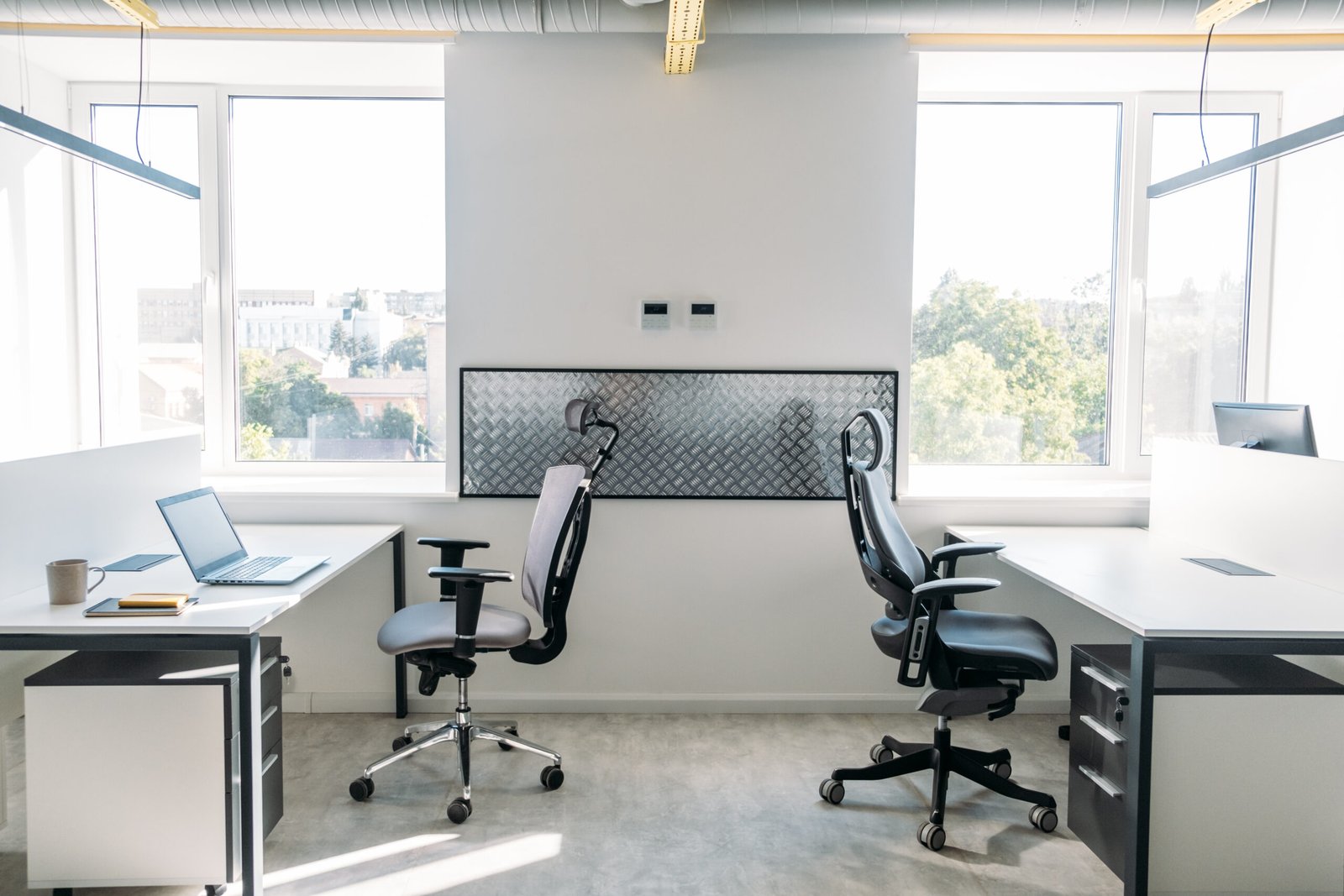 After-hours office cleaning and disinfection in London